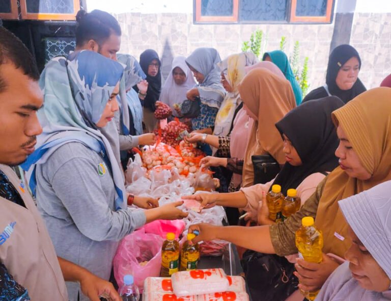Pemprov Malut Gelar Pasar Murah di Galala untuk Kendalikan Inflasi
