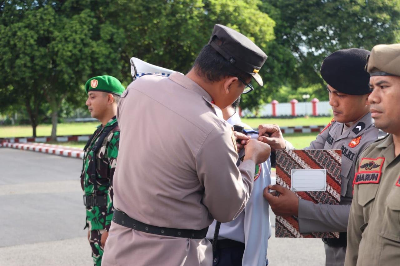 Pimpin Apel Gelar Pasukan Operasi Kie raha 2024, Kapolresta Ingatkan Tertib Dalam Berlalu Lintas