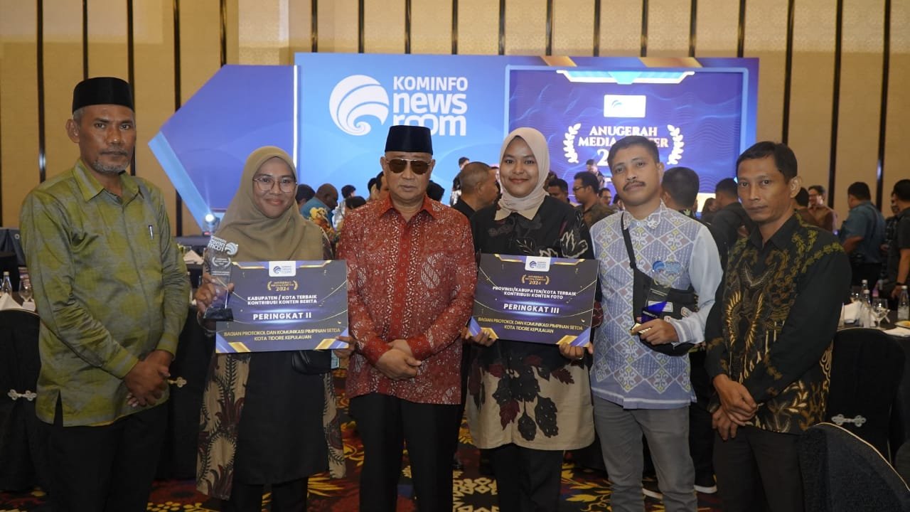 Kota Tidore Kepulauan Terima 2 Penghargaan Dalam Malam AMC 2024