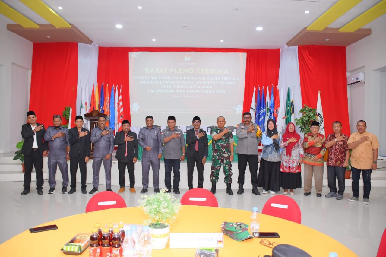 Hadiri Rapat Pleno Perolehan Kursi Anggota DPRD Tidore Kepulauan, Ini Yang Disampaikan Abdul Hakim