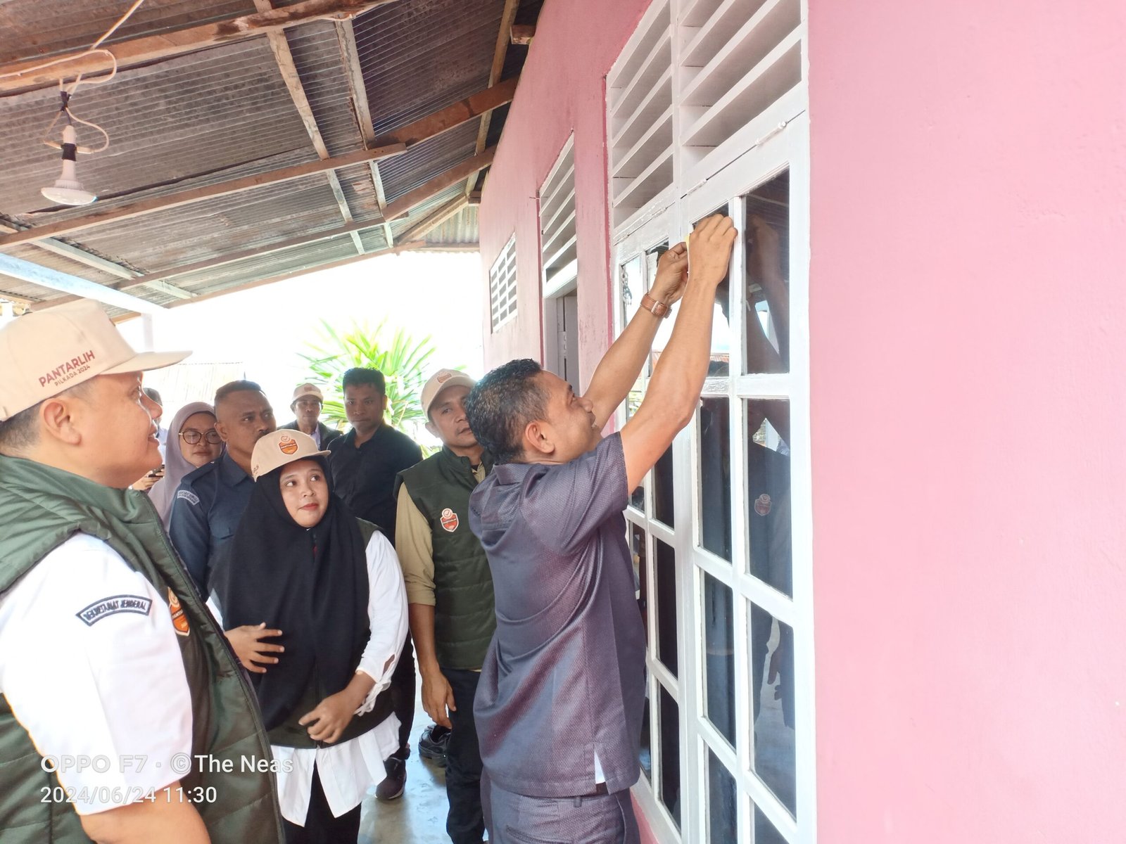 Ketua DPRD Kota Tidore Menjadi Simbol Memulainya Coklit Yang Dilakukan KPU