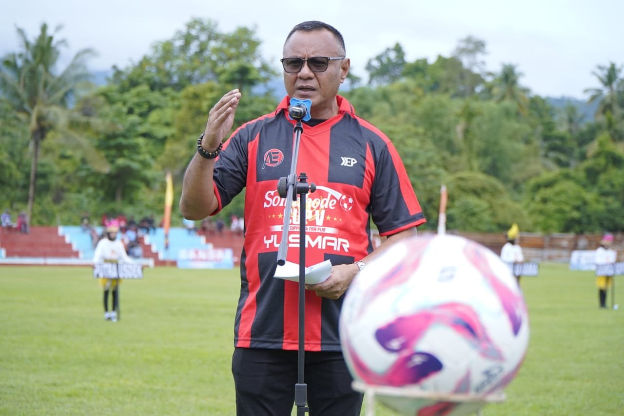 Muhammad Sinen Resmi Membuka Turnamen Sepak Bola U-16 Somahode Cup V Tahun 2024