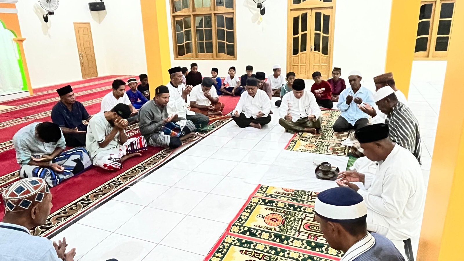 Warga Tidore Kepulauan Sambut Tahun Baru Islam Dengan Zikir Dan Doa