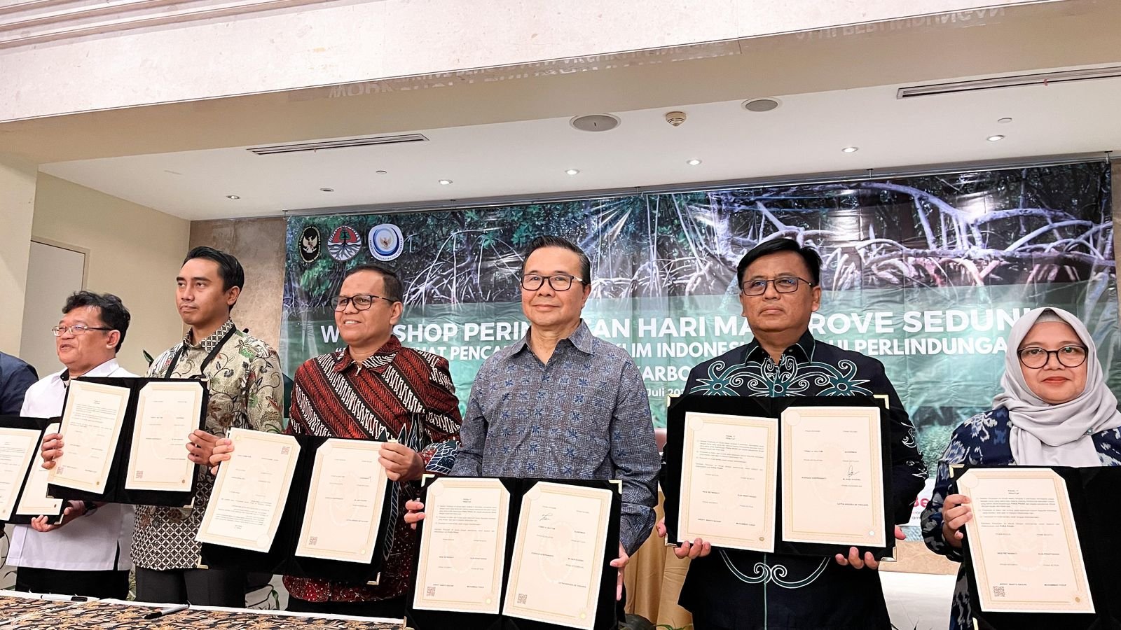 Dukung Target Nasional Rehabilitasi Lahan Mangrove, Harita Nickel Kembali Teken Perjanjian Kerja Sama Dengan Kemenko Marves