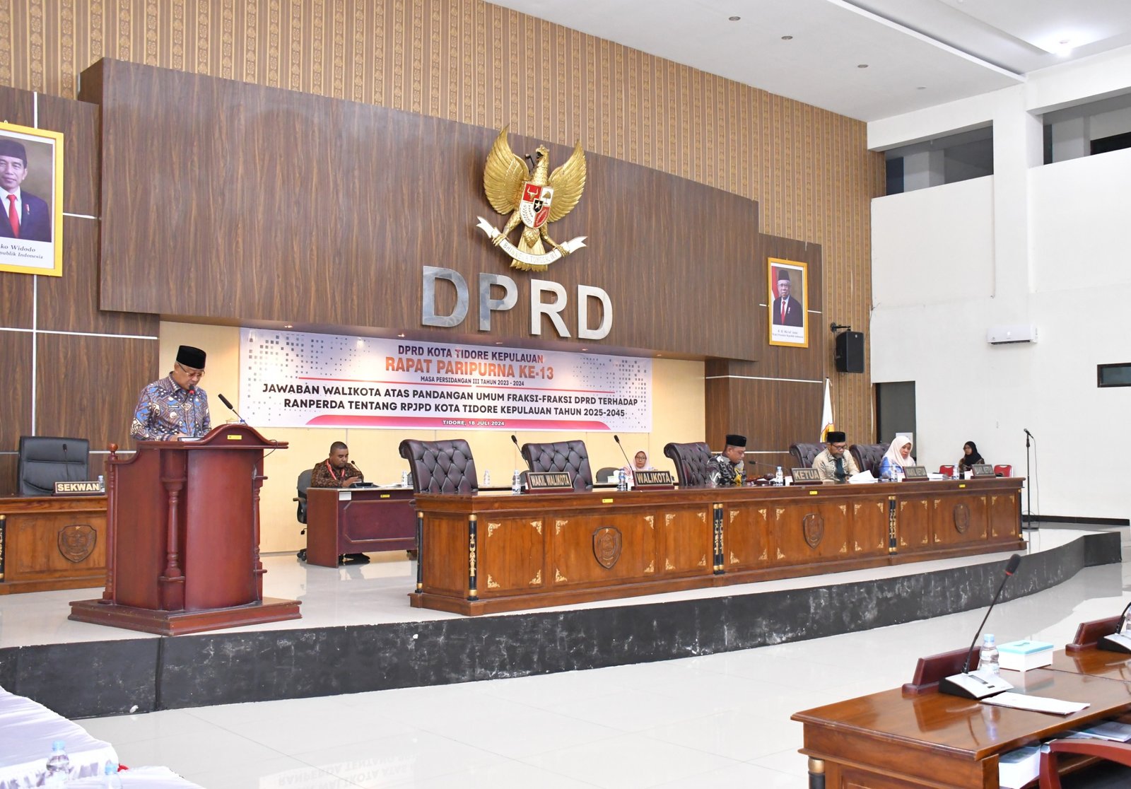 Berikut Jawaban Wali Kota atas Pandangan Umum Fraksi DPRD Terhadap Ranperda RPJPD Kota Tidore Tahun 2025-2045