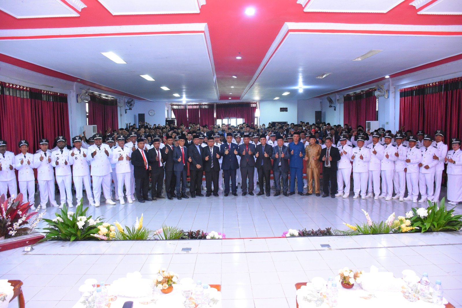 Wali Kota Kukuhkan Perpanjangan Masa Jabatan 48 Kades dan 242 Anggota BPD Kota Tidore Kepulauan
