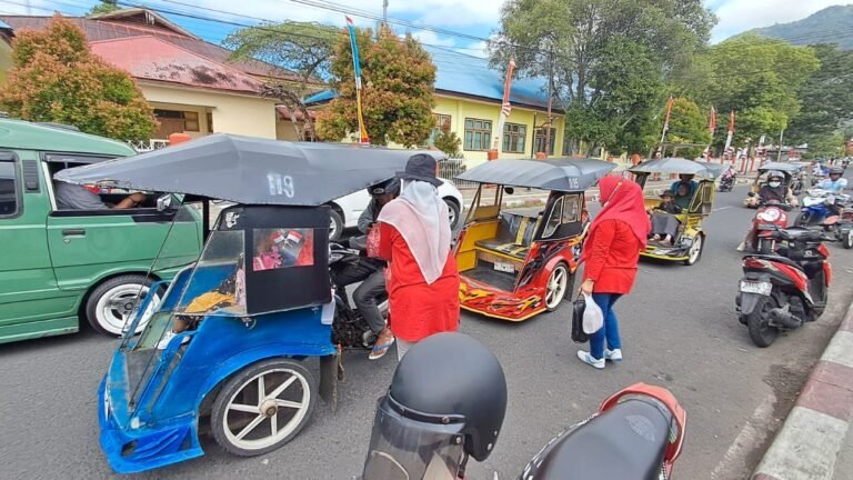 Sambut Kemerdekaan RI ke-79, DPW BPKAD Kota Tidore Kepulauan Berbagi Sembako