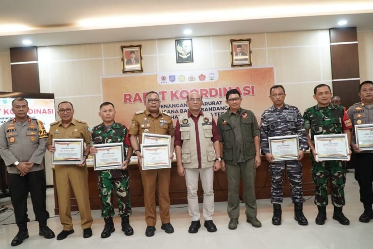 Hadiri Rakor PDB, Pj. Gubernur Harap Menko PMK dan Kepala BNPB Beri Dukungan Pembangunan Pasca Banjir