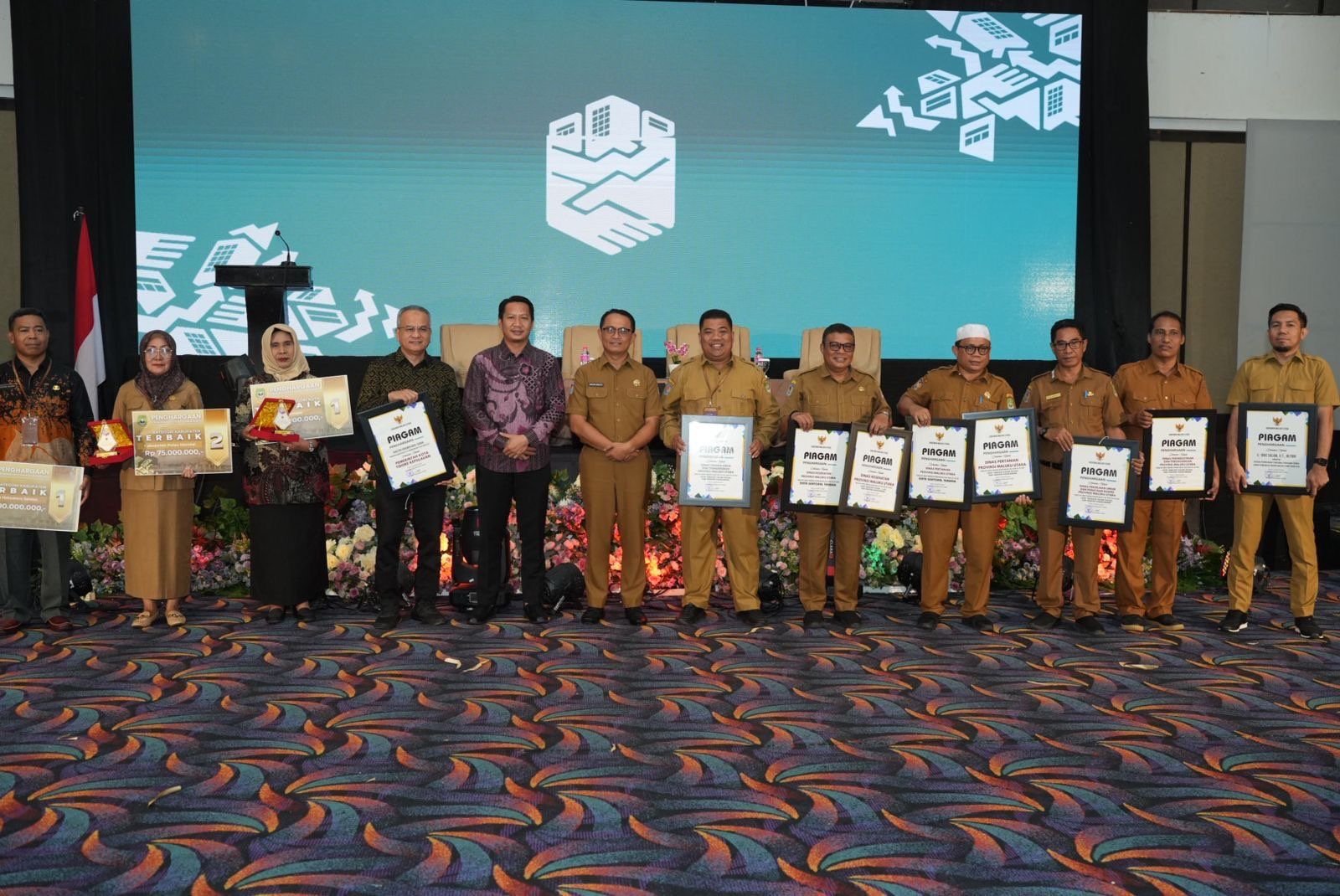 Berikut Daftar Penerima Penghargaan Pembangunan Daerah Malut 2023