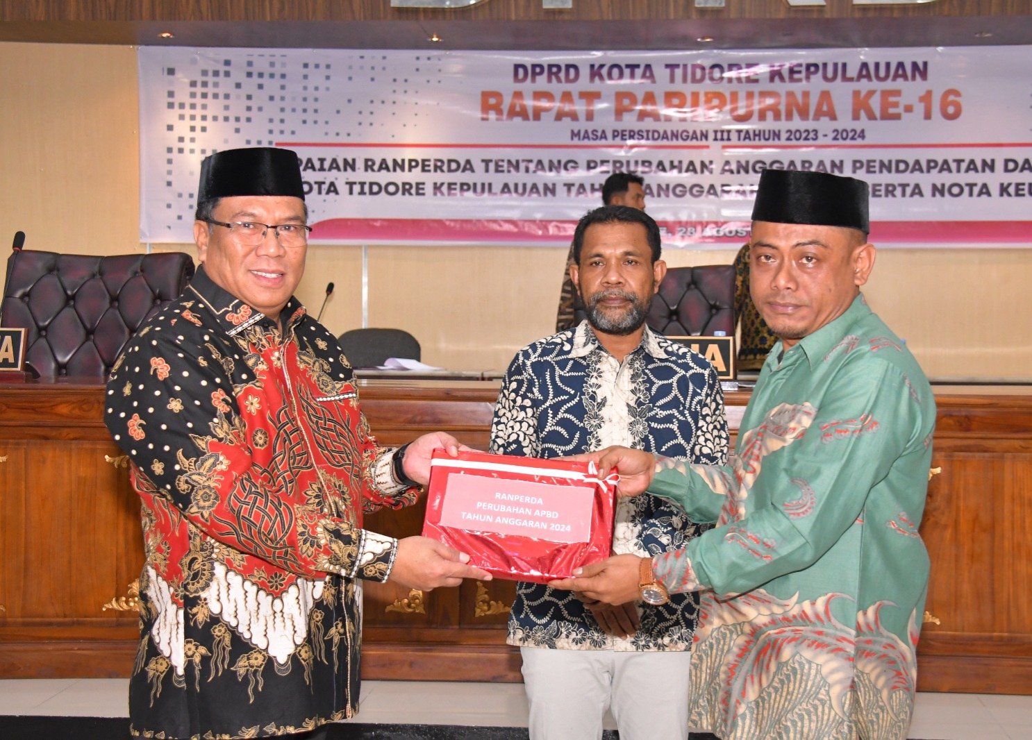 Secara Resmi Pemerintah Daerah Sampaikan Nota Keuangan Dan Ranperda APBD 2024