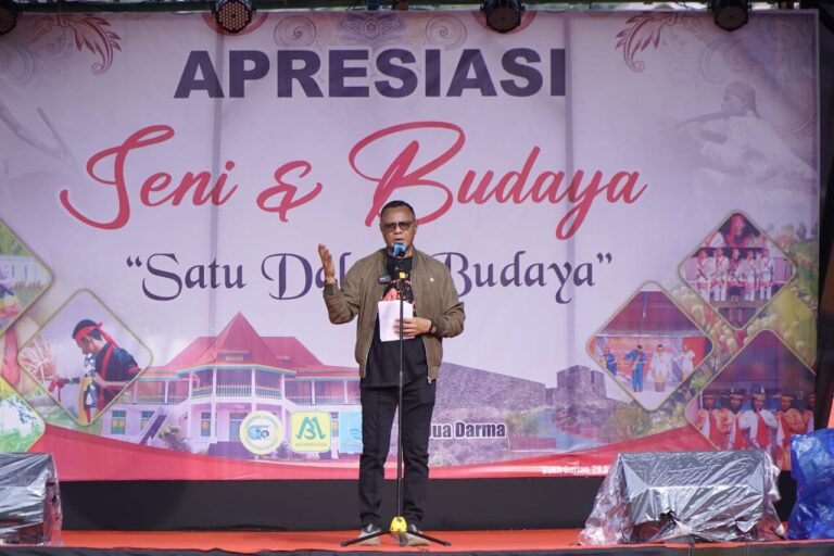 Wawali Menutup Dengan Resmi Kegiatan Apresiasi Seni Dan Budaya Desa Durian