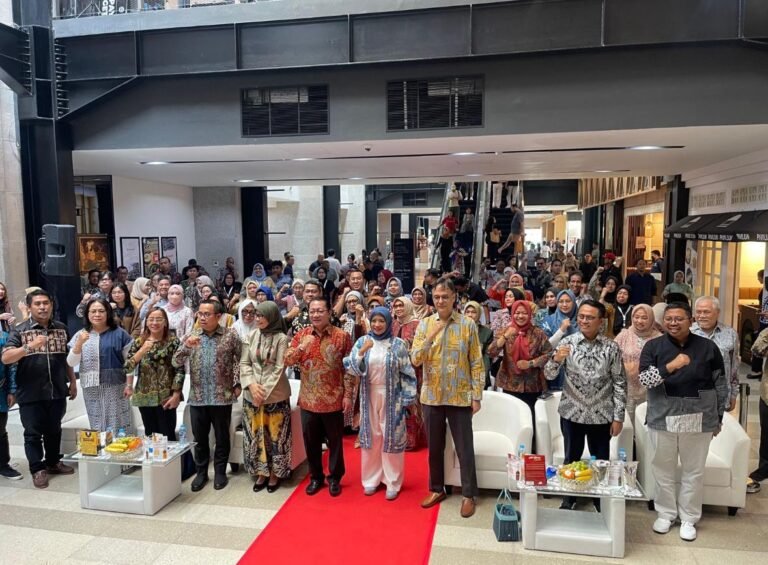 Produk Unggulan Maluku Utara Dipamerkan di Sarinah Jakarta