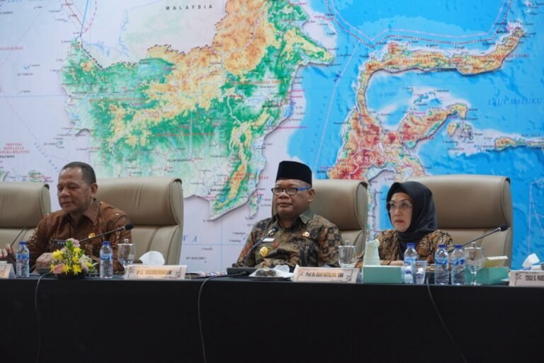 Pj Gubernur Malut Optimis Desa Yayasan Juara Karena Penguji Lomba Desa Nasional Puji Kinerja Kades