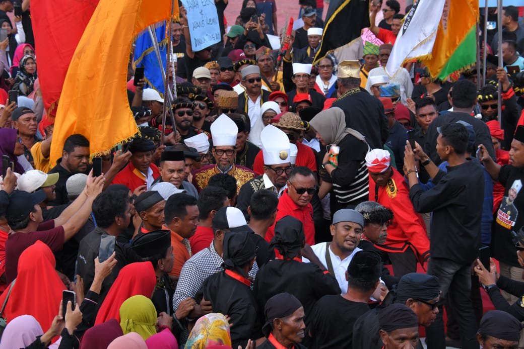 Muhammad Sinen Mengajak Seluruh Anak Muda Tidore Agar Dukung Sultan Tidore Jadi Gubernur