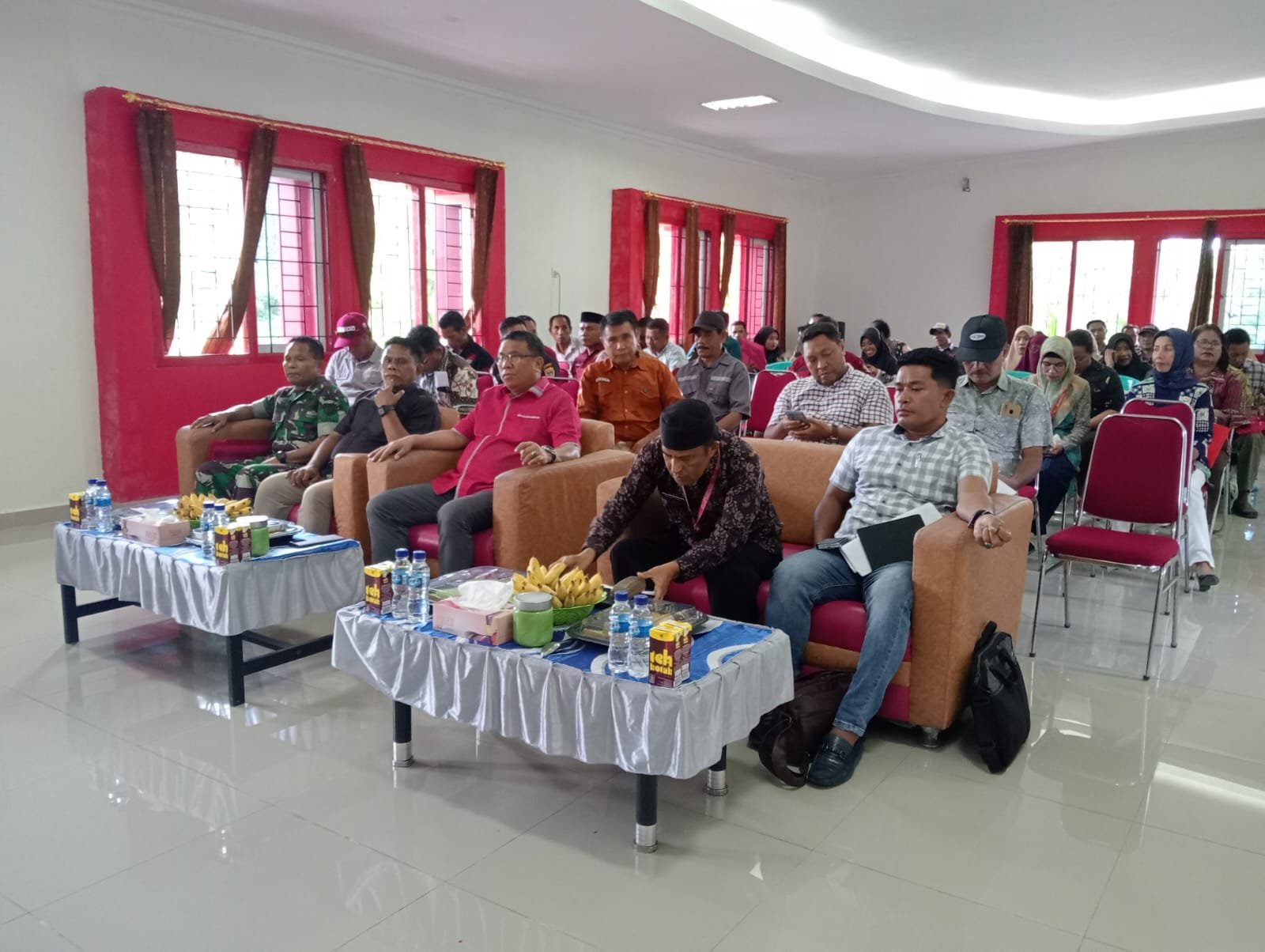 Bagian Hukum Setda Kota Tidore Menggelar Sosialisasi Prodak Hukum Tahun 2024 di Kecamatan Oba Utara