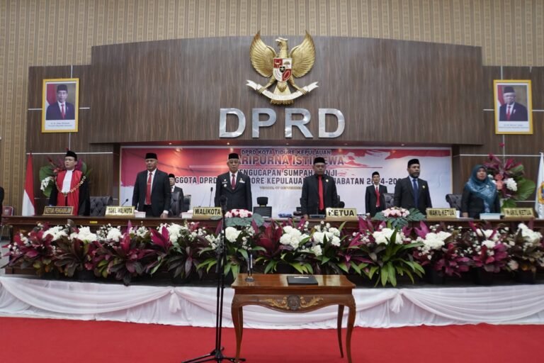 Ini Pesan Mendagri Yang Dibacakan Walikota Saat Pengucapan Sumpah Janji Anggota DPRD Kota Tidore Kepulauan Periode 2024-2029