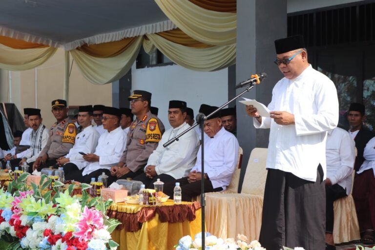 Pj. Gubernur Malut Jadi Pembina Upacara Hari Santri 2024