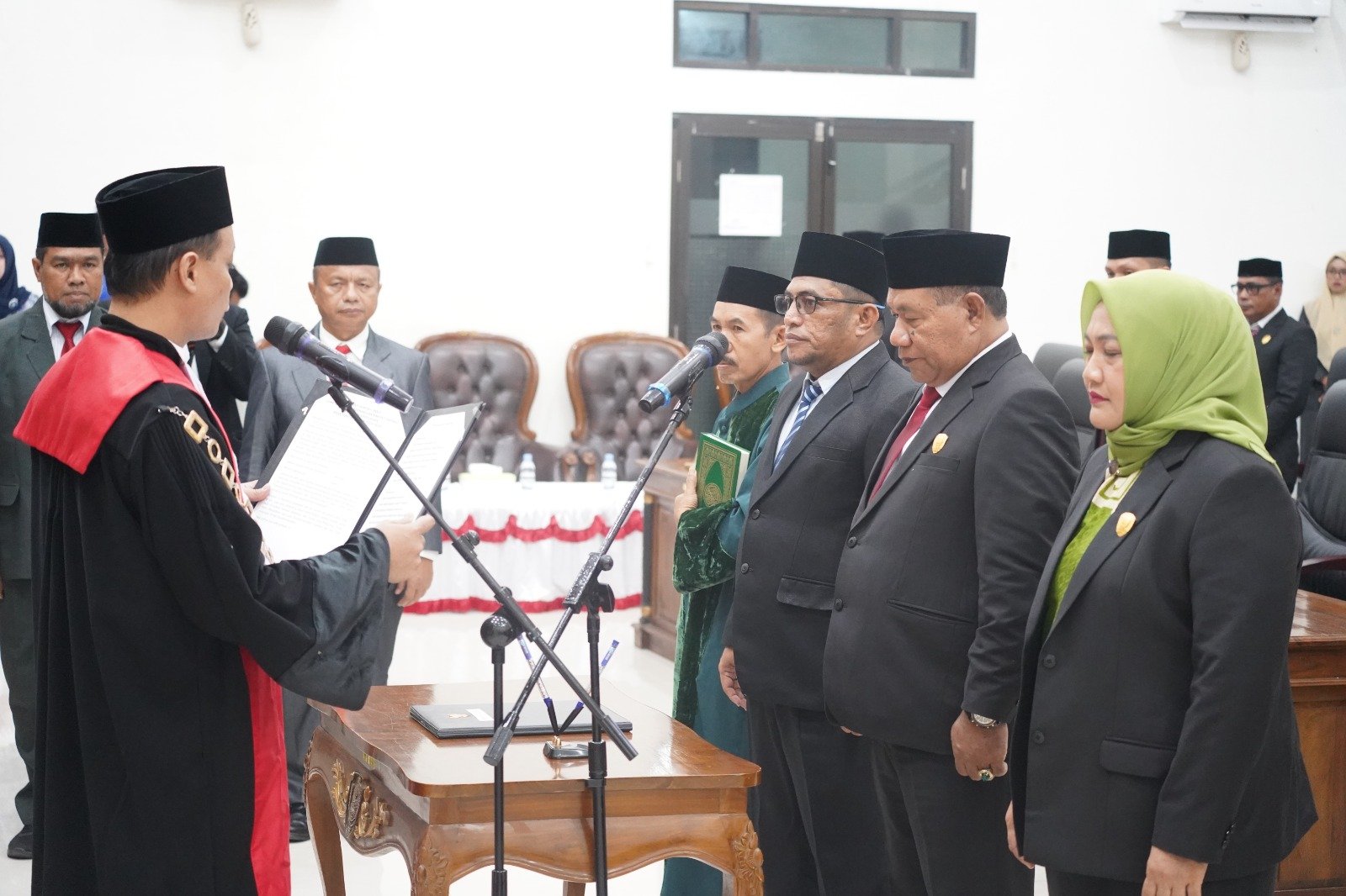 Tiga Unsur Pimpinan DPRD Kota Tidore Kepulauan Resmi Dilantik