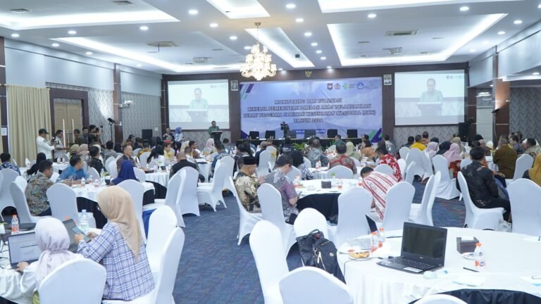 Sekda Tidore Hadiri Kegiatan Monev Pelaksanaan Iuran Program JKN