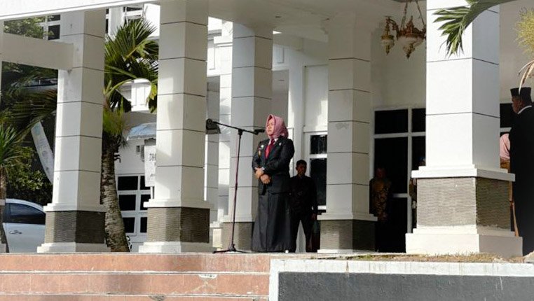 Buat Trobosan, PJS Bupati Kepulauan Sula Pastikan bayar Gaji dan TTP Setiap Bulan