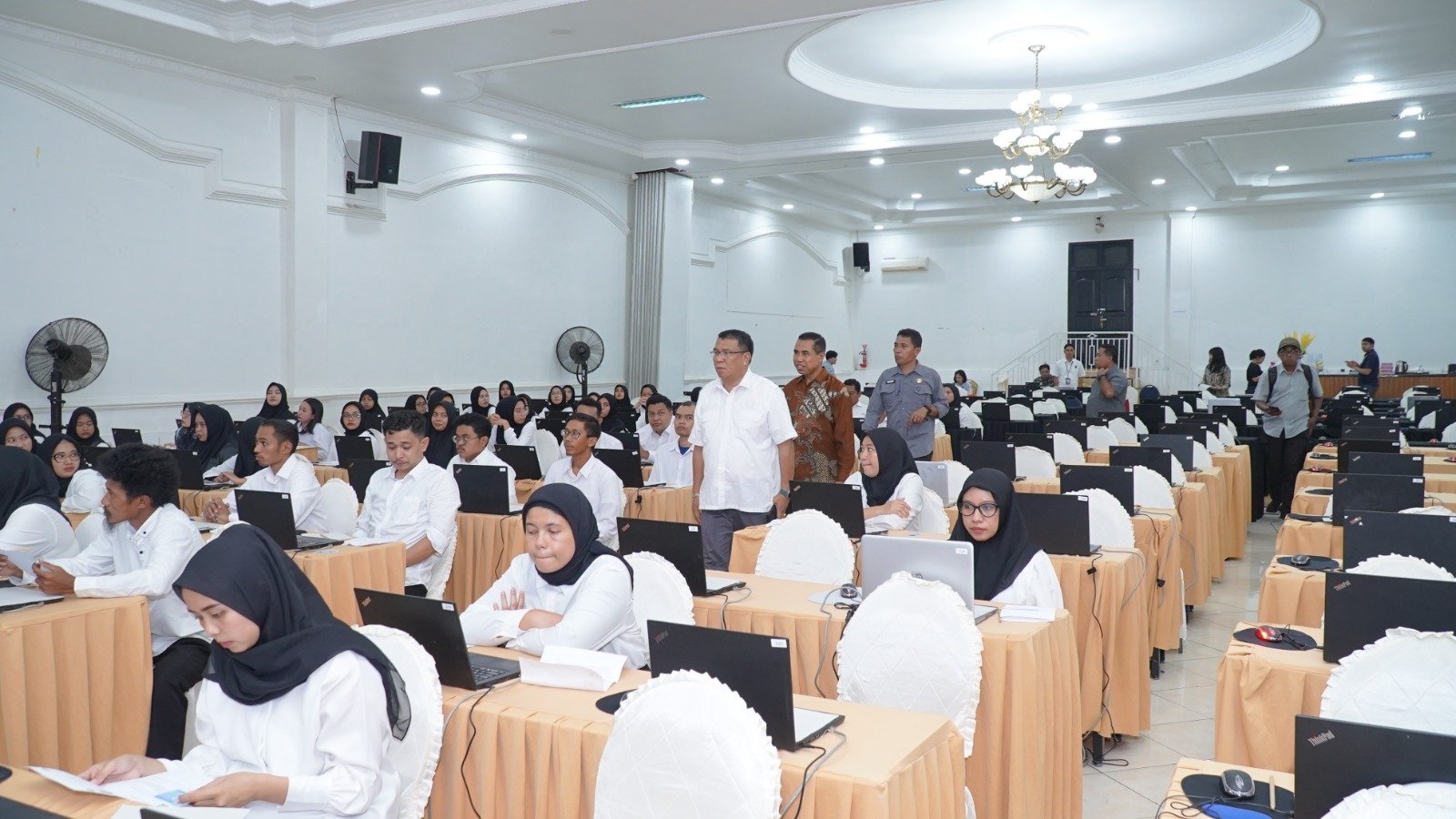 Peserta CPNS Mengikuti SKD, Sekda: Santai Dan Teliti Dalam Memberikan Jawaban