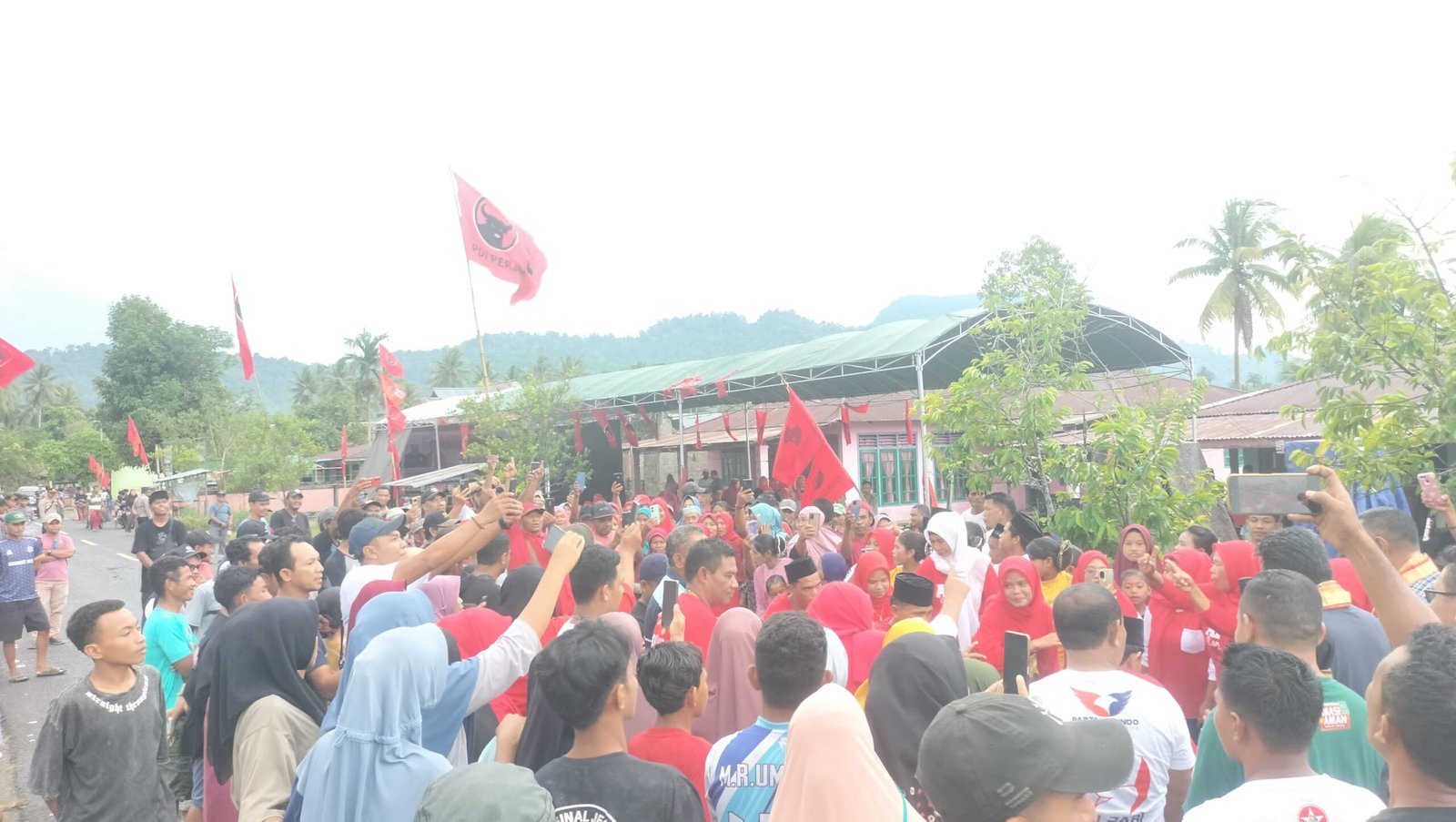 Kampanye Terbatas Di Desa Kosa, MASI-AMAN Disambut Hangat Oleh Ratusan Pendukung