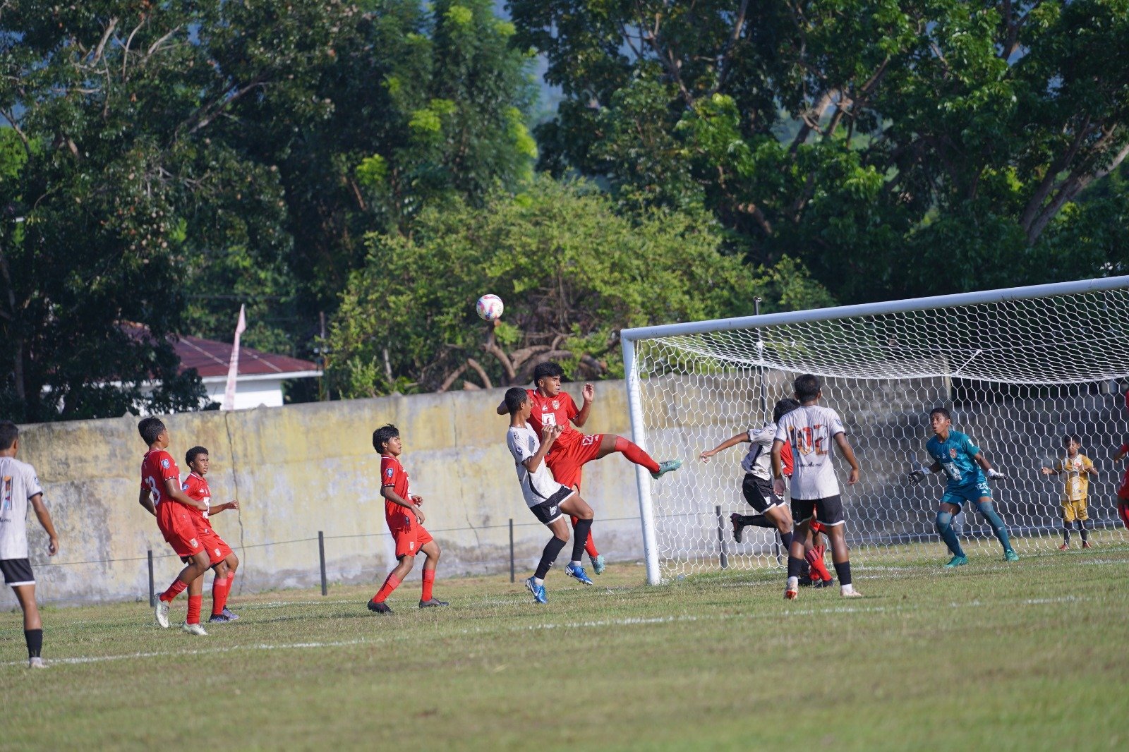 Pertandingan Pekan ke 9 EPA Liga 1 Tahun 2024/25, Malut United FC vs PSM Makassar Berlangsung Seru