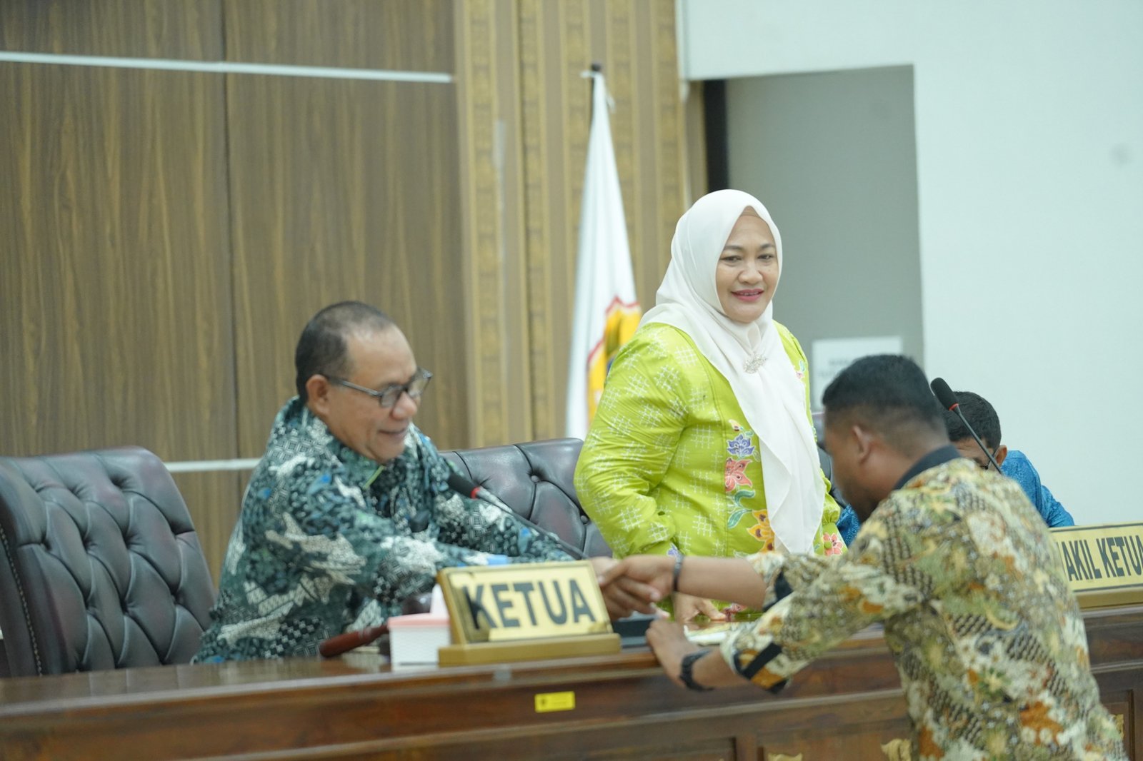 Tiga Dari Empat Fraksi DPRD Kota Tidore Kepulauan Menyetujui Ranperda APBD T.A 2025