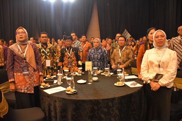 Pemerintah Kota Tidore Kepulauan Raih Prestasi Anugerah IGA 2024 Kategori Pemkot Sangat Inovatif