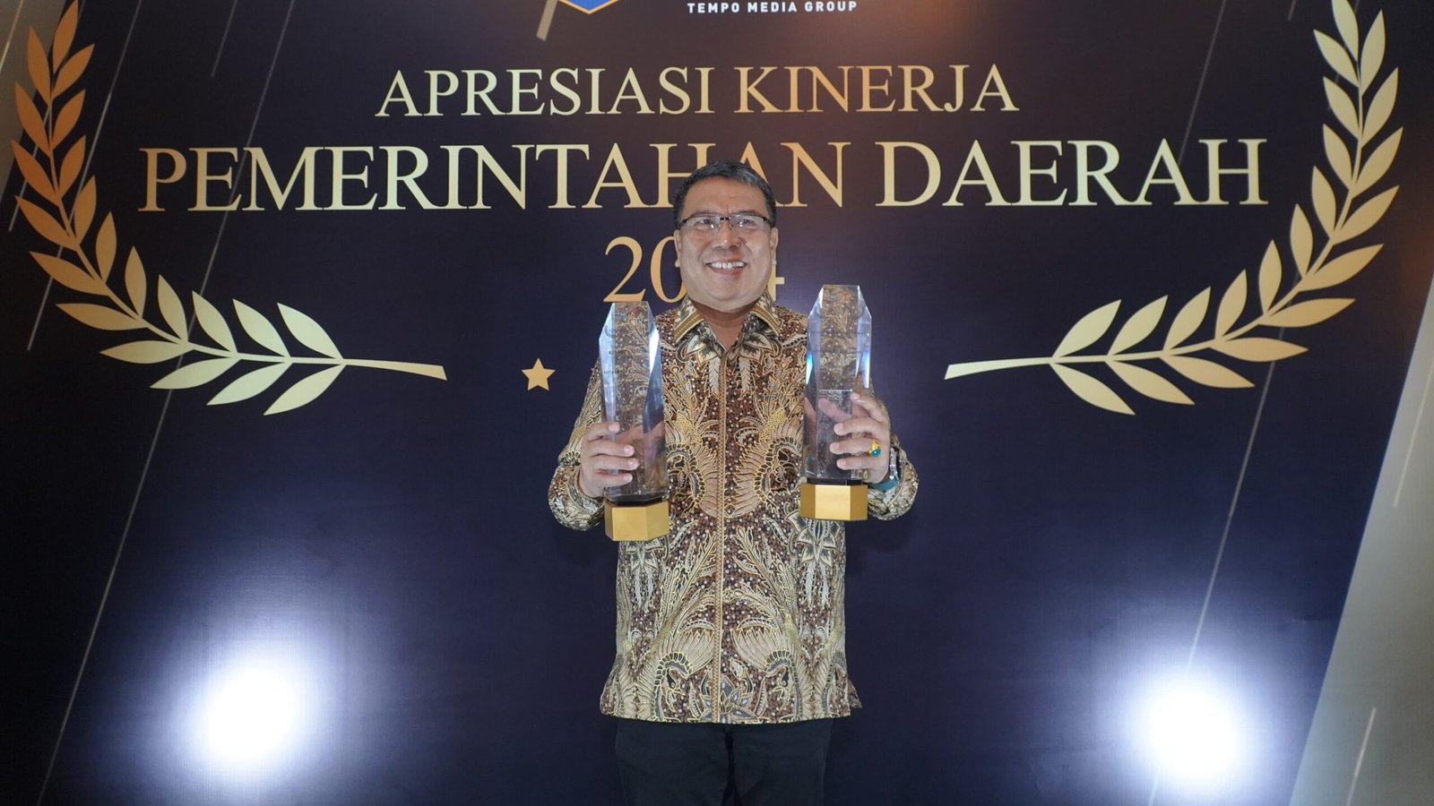 Kota Tidore Sabet Dua Penghargaan Sekaligus pada Apresiasi Kinerja Pemerintahan Daerah Tahun 2024
