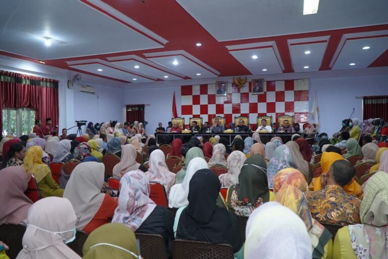 Wawali Pimpin Rapat Evaluasi Kinerja PPPK Kota Tidore Kepulauan