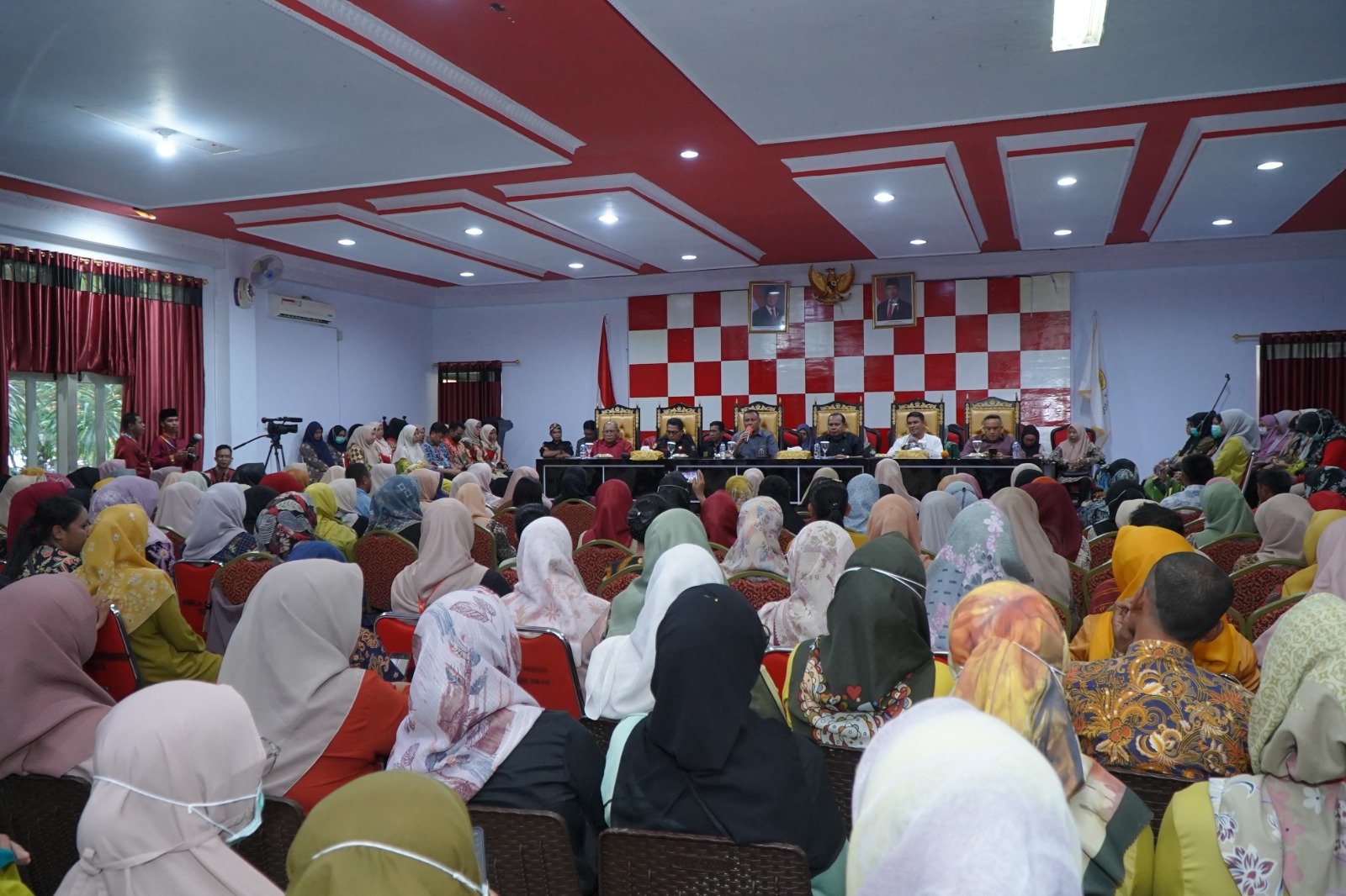 Wawali Pimpin Rapat Evaluasi Kinerja PPPK Kota Tidore Kepulauan