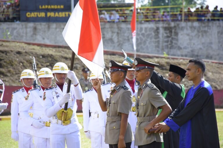 Sekda Kota Tidore Kepulauan Hadiri Upacara Penutupan Pembentukan Pendidikan Bintara Polri