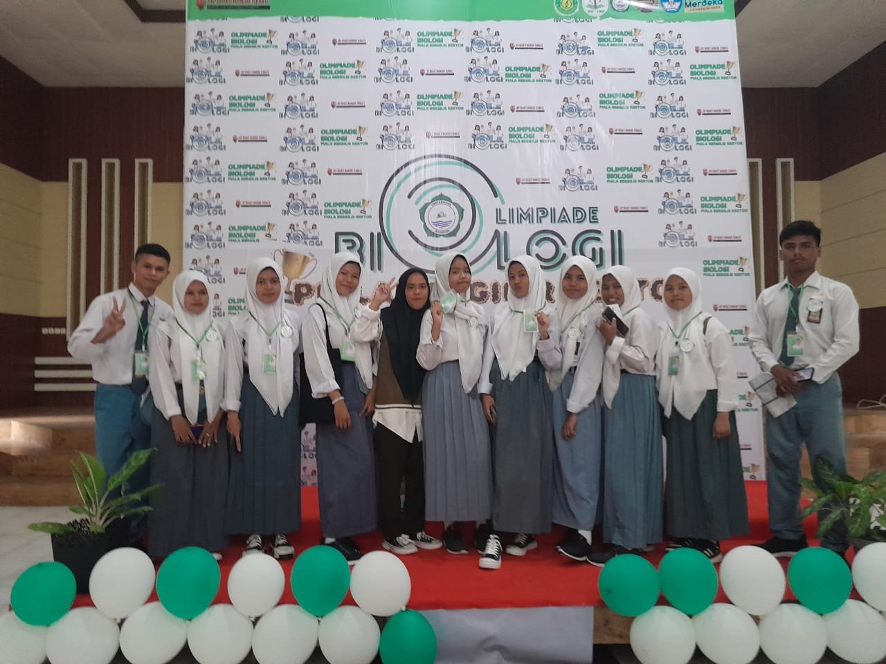 SMA Negeri 35 Halmahera Selatan Ikut Kompetisi Olimpiade Biologi Unkhair Ternate