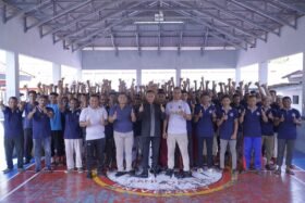Kunjungan Pertama Muhammad Sinen Ke Rutan Kelas II B Soasio Stelah Ditetapkan Sebagai Walikota Tidore