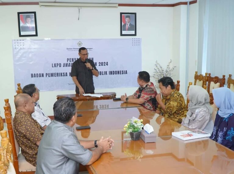 Wali Kota Tidore Serahkan LKPD Kota Tidore Kepulauan TA 2024 Unaudited kepada BPK RI Perwakilan Malut