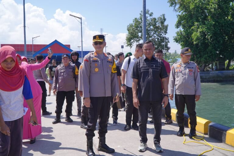 Walikota Tidore Bersama Kapolresta Tinjau Sejumlah Pos Pelayanan Terpadu Jelang Idul Fitri