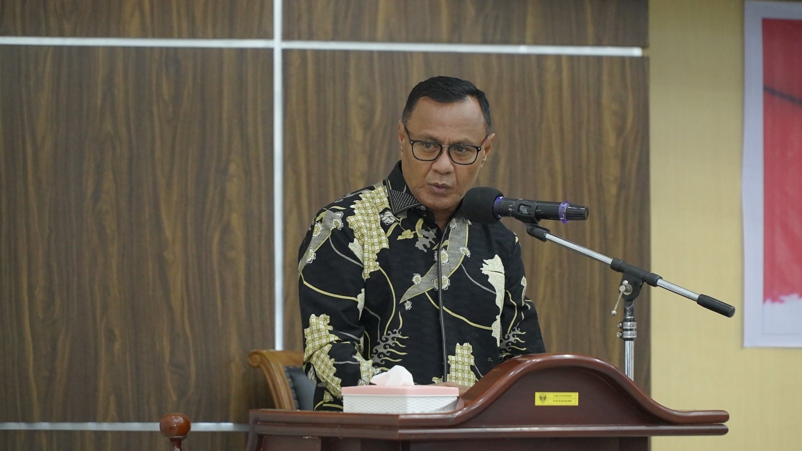 Wali Kota Tidore Kepulauan Resmi Sampaikan LKPJ Tahun Anggaran 2024 ke DPRD
