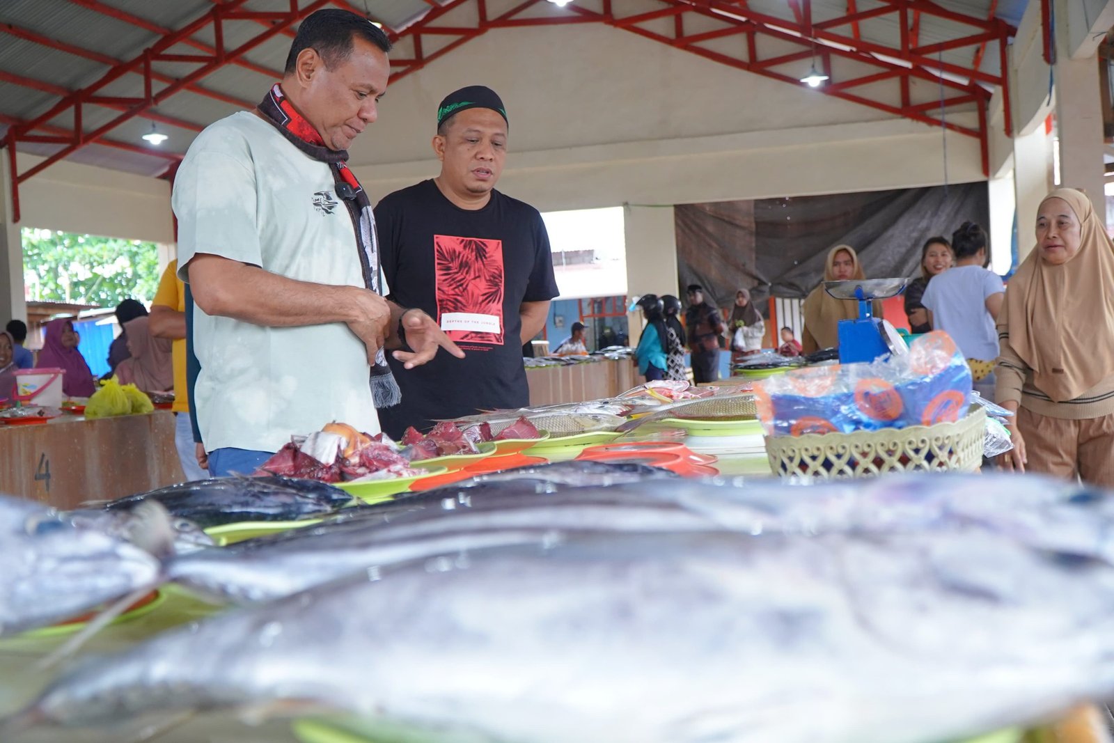 Kunjungi Pasar Galala, Walikota Siap Tindak Lanjut Keluhan Masyarakat