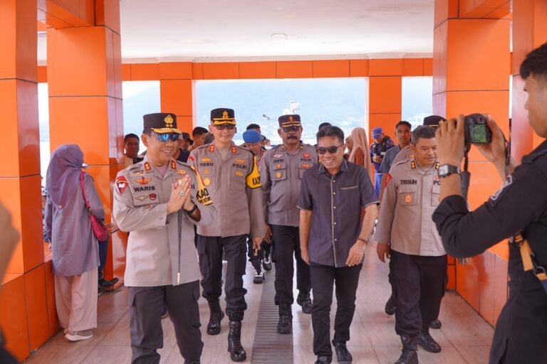 Wawali Tidore Menerima Kunjungan Kapolda Malut Dalam Rangka Pengecekan Posko Mudik 2025