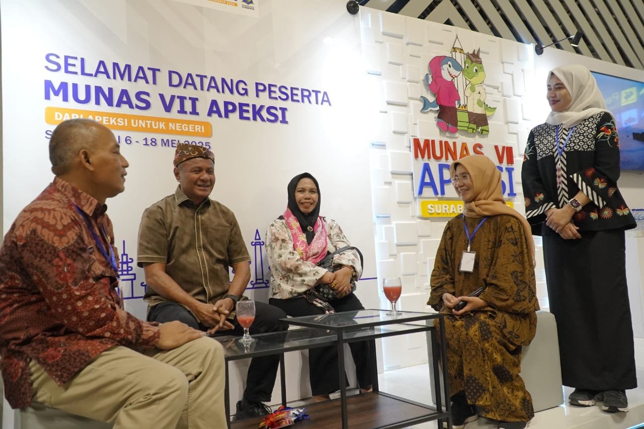 Tiba di Surabaya, Rombongan Wali Kota Tidore disambut Hangat di Bandara Juanda