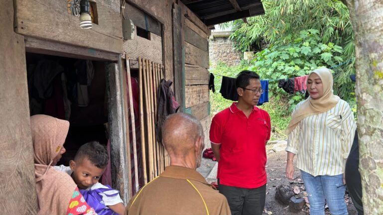 Gubernur Sherly Utus Dua Kadis Tinjau Langsung Kondisi Gubuk Onoly