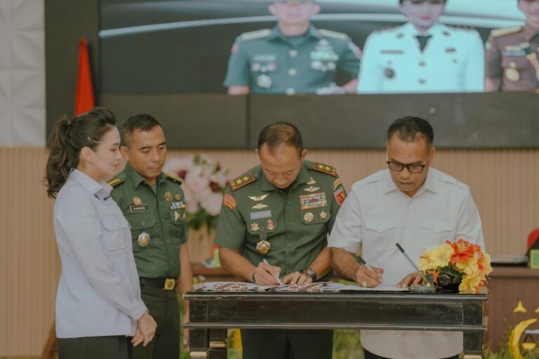 Pemprov Malut Bangun Fondasi Keamanan Malut dengan TNI