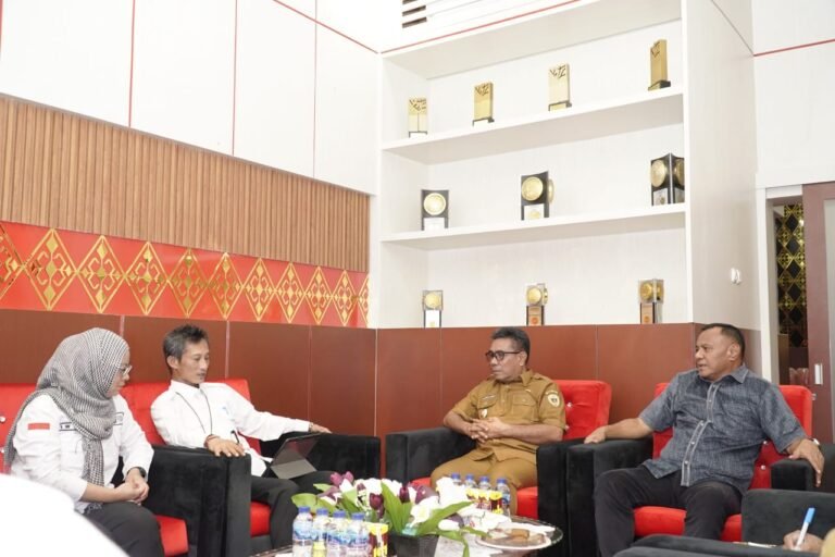 Walikota Terima Kunjungan Kerja Kepala BKKBN Provinsi Maluku Utara