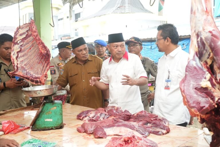 Jelang Hari Raya Idul Adha, Wagub Pantau Stok Pangan dan Harga Daging Sapi di Ternate