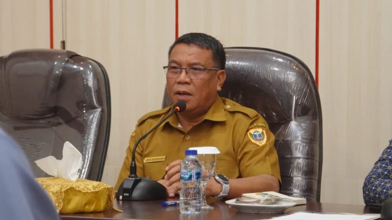Wamen Kemendagri Bima Arya Pimpin Rakor Evaluasi Persiapan Launching Serentak Koperasi Merah Putih