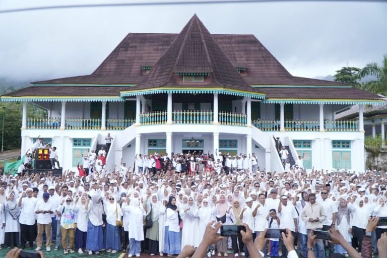 Respon Positif Aksi Penolakan DOB di Kedaton, Sultan Tidore: Sofifi Adalah Amanah Leluhur
