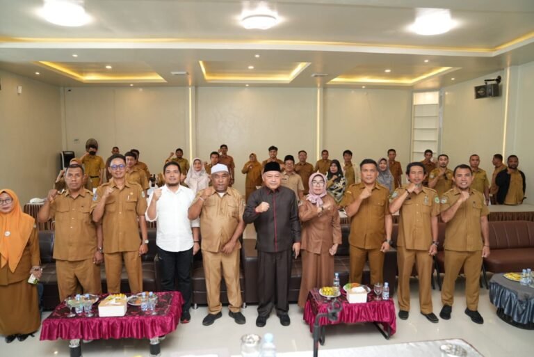 Sarbin Sehe Buka FGD Strategi Pembangunan Rumah Layak Huni