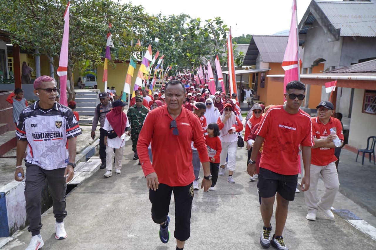 Pemda Tidore Kepulauan Gelar Jalan Sehat Di Pulau Maitara
