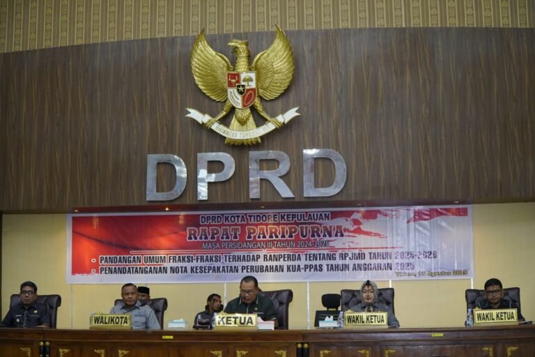 DPRD Gelar Paripurna Penyampaian Pandangan Umum Fraksi Terhadap RPJMD